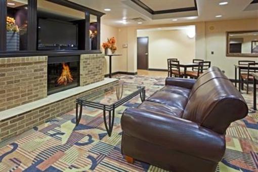 фото отеля Holiday Inn Hotel Express & Suites Sioux Falls - Brandon