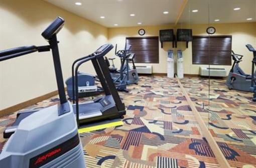 фото отеля Holiday Inn Hotel Express & Suites Sioux Falls - Brandon