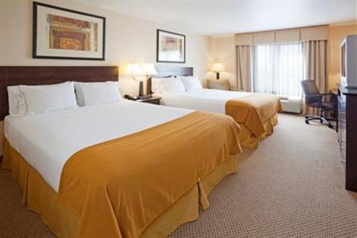 фото отеля Holiday Inn Hotel Express & Suites Sioux Falls - Brandon