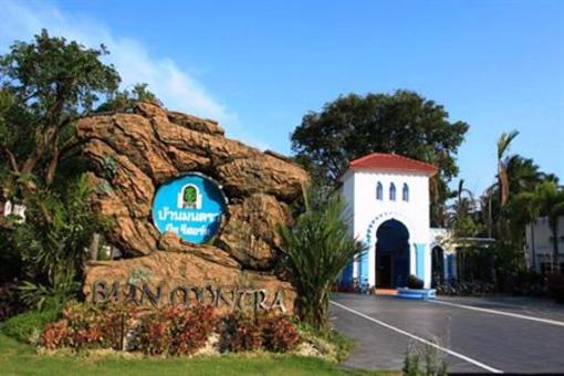 фото отеля Baan Montra Beach Resort Prachuap Khiri Khan