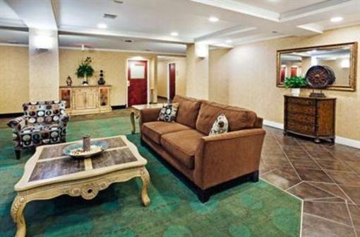 фото отеля Holiday Inn Norton