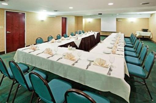 фото отеля Holiday Inn Norton