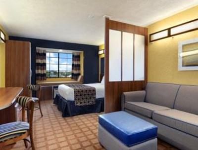 фото отеля Microtel Inn & Suites New Braunfels