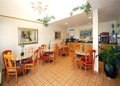 фото отеля Quality Inn Ada