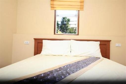 фото отеля Central Guesthouse