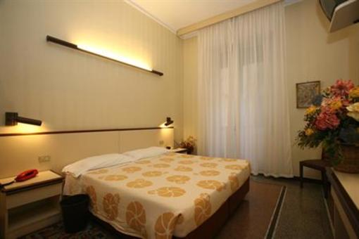 фото отеля Hotel Vittoria Orlandini