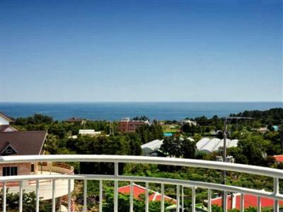 фото отеля Jeju JungMun Village Hotel Seogwipo