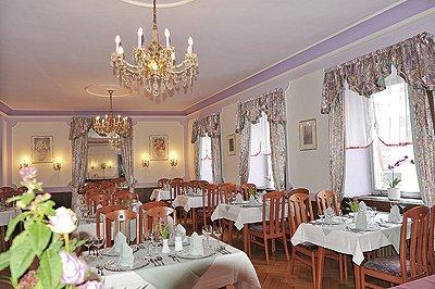 фото отеля Hotel Schwarzer Adler