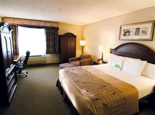 фото отеля La Quinta Inn and Suites - Hayward Oakland Airport