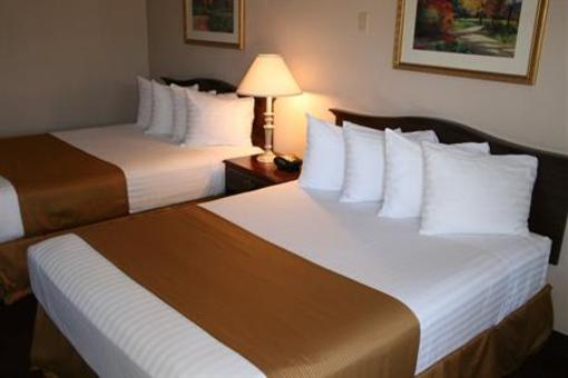 фото отеля BEST WESTERN Royal Host Inn
