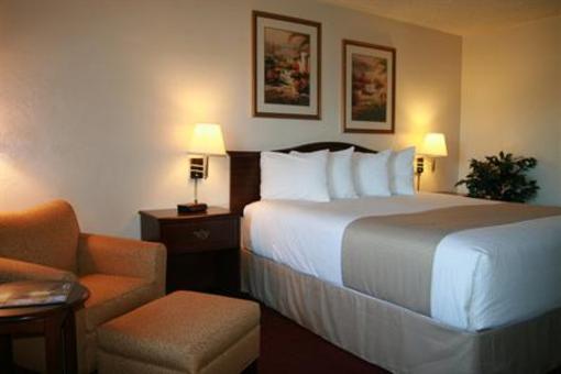 фото отеля BEST WESTERN Royal Host Inn