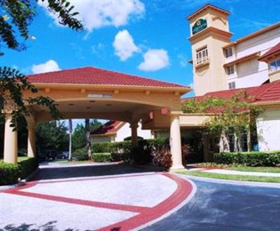 фото отеля La Quinta Inn and Suites Orlando UCF