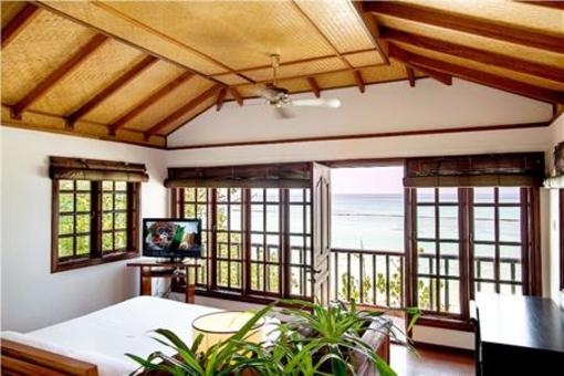 фото отеля Palm Beach Resort and Spa Maldives