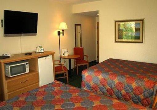 фото отеля Rodeway Inn & Suites at Biltmore Square