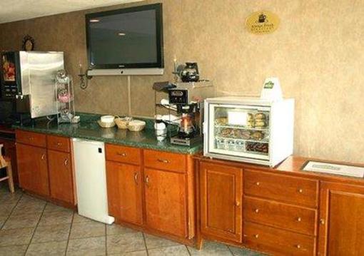 фото отеля Rodeway Inn & Suites at Biltmore Square