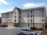 Rodeway Inn & Suites at Biltmore Square