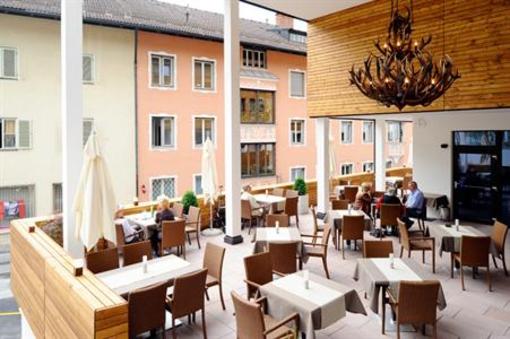 фото отеля Hotel Goldener Adler Wattens