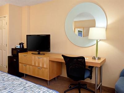 фото отеля La Quinta Inn & Suites LAX