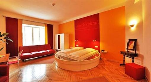 фото отеля Erlebnis Post Stadthotel