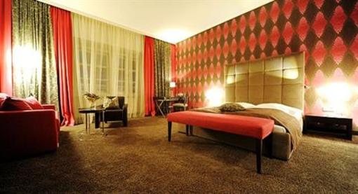 фото отеля Erlebnis Post Stadthotel