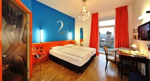 фото отеля Erlebnis Post Stadthotel