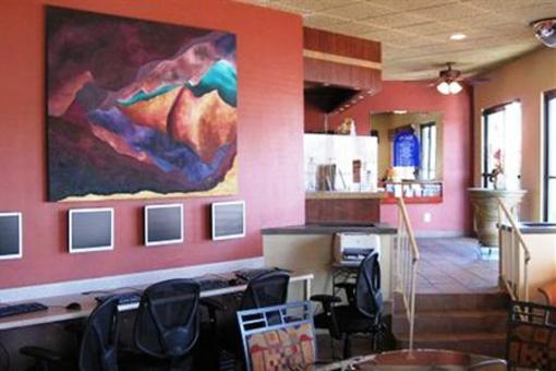 фото отеля Best Western Plus InnSuites Tucson Foothills Hotel & Suites