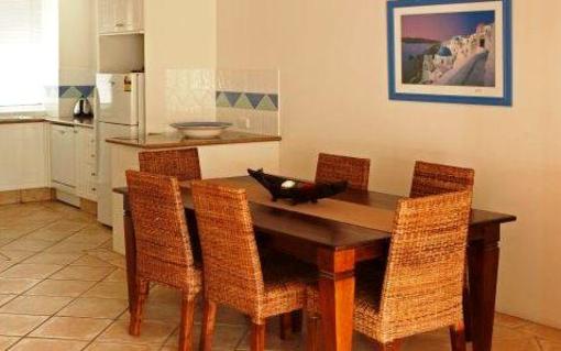 фото отеля Santorini By The Sea Resort Gold Coast