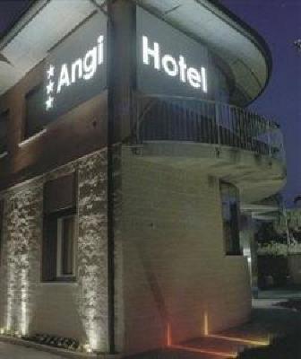 фото отеля Hotel Angi