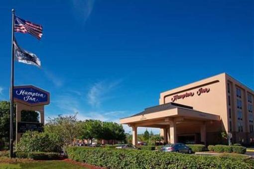 фото отеля Hampton Inn North Universal Blvd