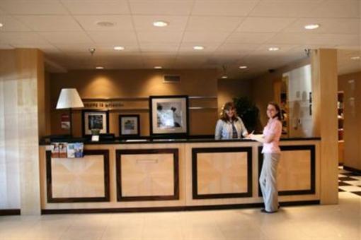 фото отеля Hampton Inn North Universal Blvd