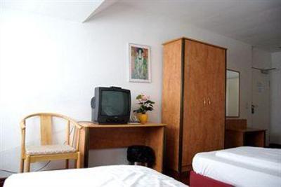 фото отеля Batavia Hotel Dusseldorf