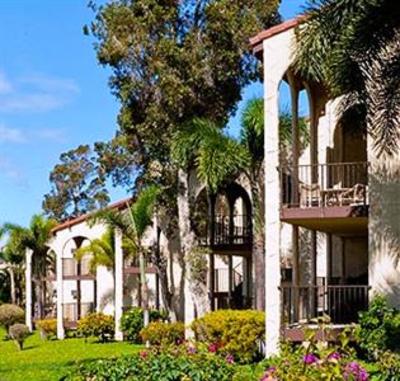 фото отеля Aston Maui Hill