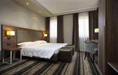 фото отеля Smart Hotel Holiday