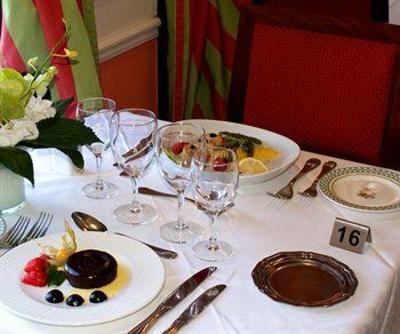 фото отеля Hotel Les Jardins De Sainte-Maxime