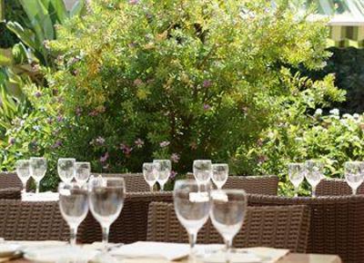 фото отеля Hotel Les Jardins De Sainte-Maxime
