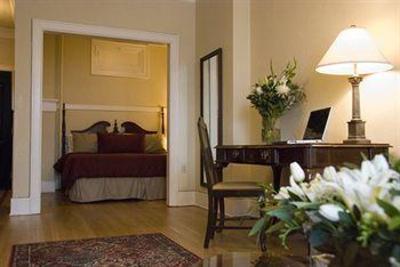 фото отеля MarQueen Hotel