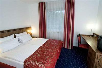 фото отеля Wetterstein Hotel Munich