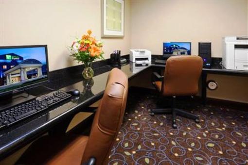 фото отеля Holiday Inn Express Washington Court House