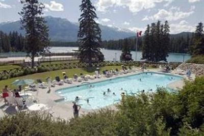 фото отеля Fairmont Jasper Park Lodge