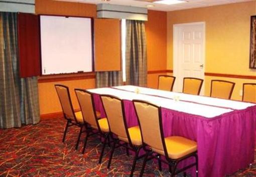 фото отеля Residence Inn Charlotte Lake Norman