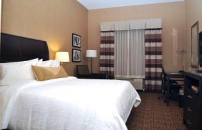 фото отеля Hilton Garden Inn Saint Louis Airport Berkeley (Missouri)