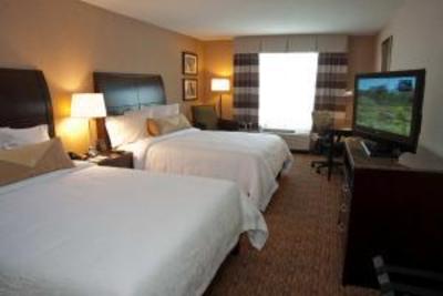 фото отеля Hilton Garden Inn Saint Louis Airport Berkeley (Missouri)