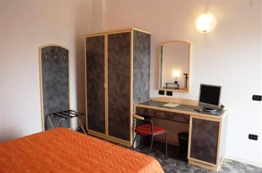 фото отеля Hotel Enotria