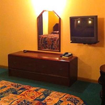 фото отеля Regency Inn Bald Knob