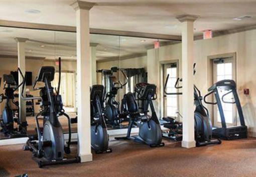 фото отеля Marriott ExecuStay Chenier Apts