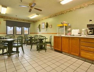 фото отеля Super 8 Marston/New Madrid Area