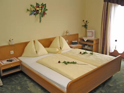 фото отеля Samerhof Farmhouse Mariapfarr