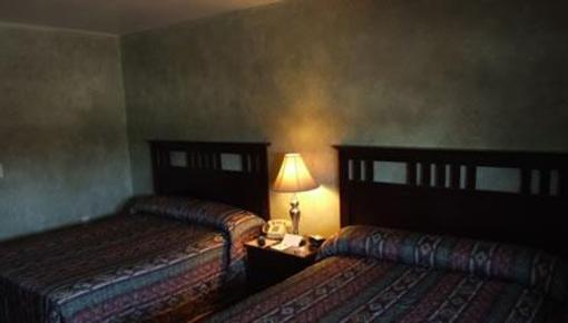 фото отеля Wolfclan Hotel