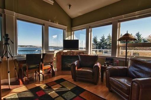фото отеля Birds of a Feather Bed and Breakfast Victoria