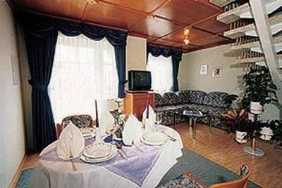фото отеля Hotel Weiss und Kurpension Weiss
